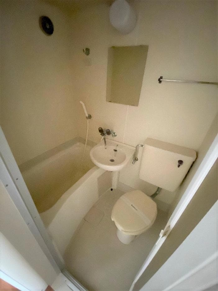 Room image 11