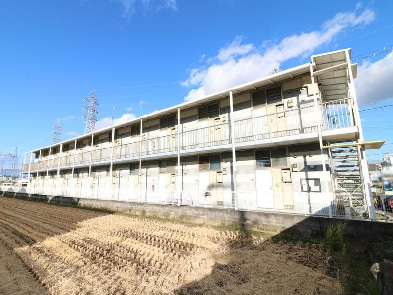 Main exterior of leopalace Forest