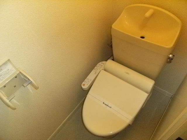 Room image 10