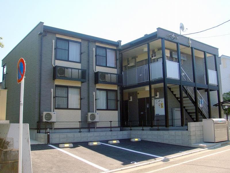 Main exterior of leopalace Honey Maiya