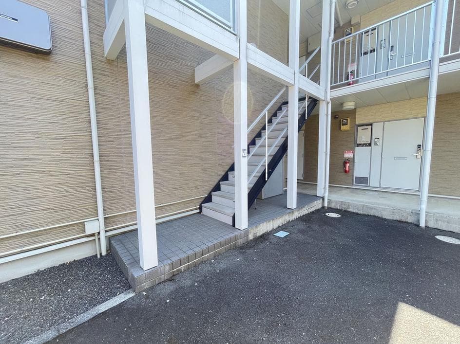 Room image 12