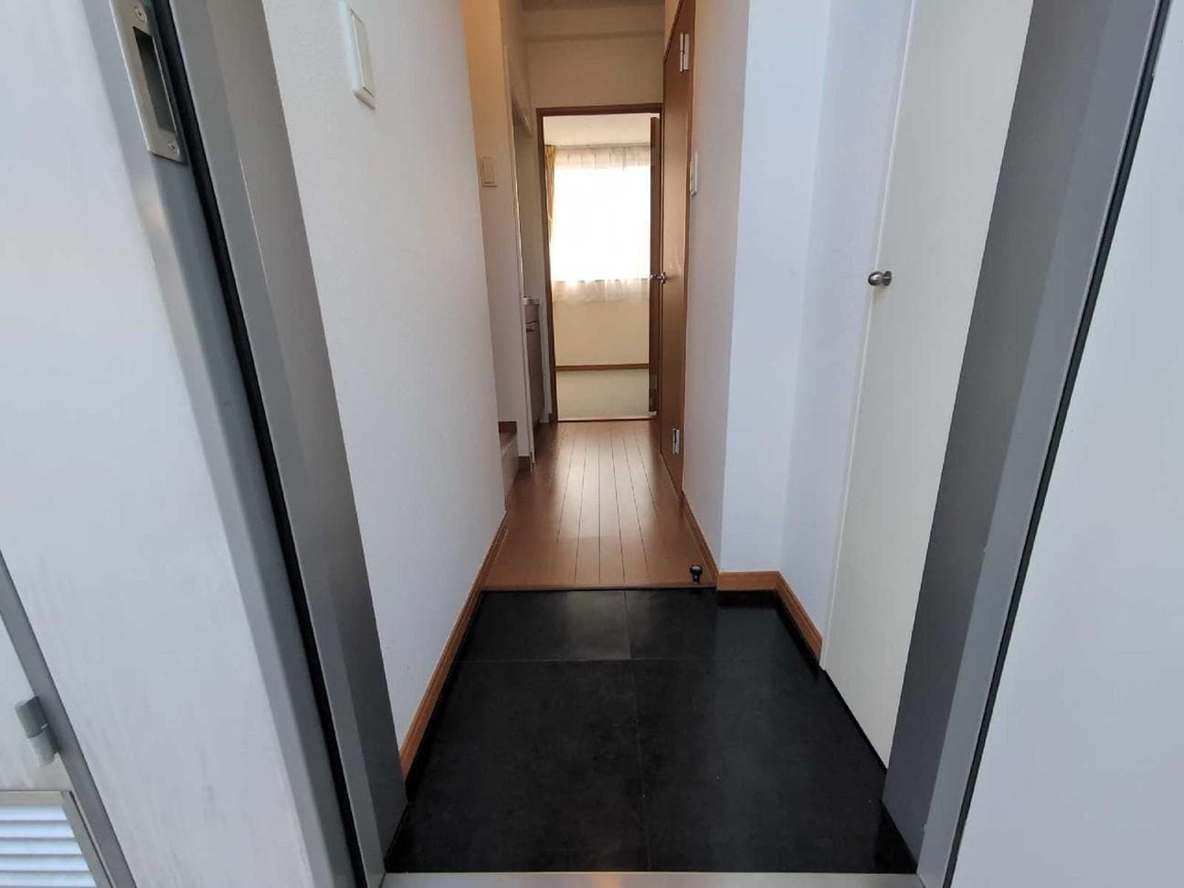 Room image 14