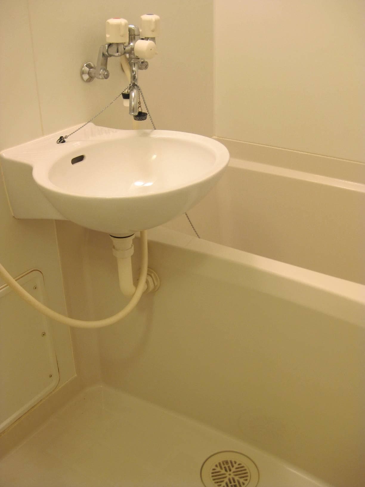 Room image 12