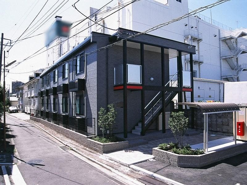 Main exterior of leopalace Demeure IV