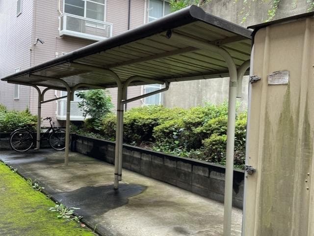 Room image 16