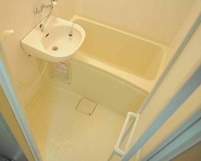 Room image 11