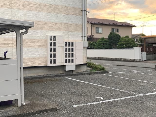 Room image 13