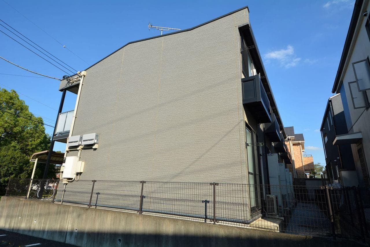 Main exterior of leopalace Noir