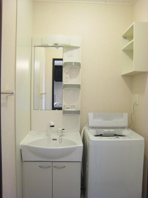 Room image 11
