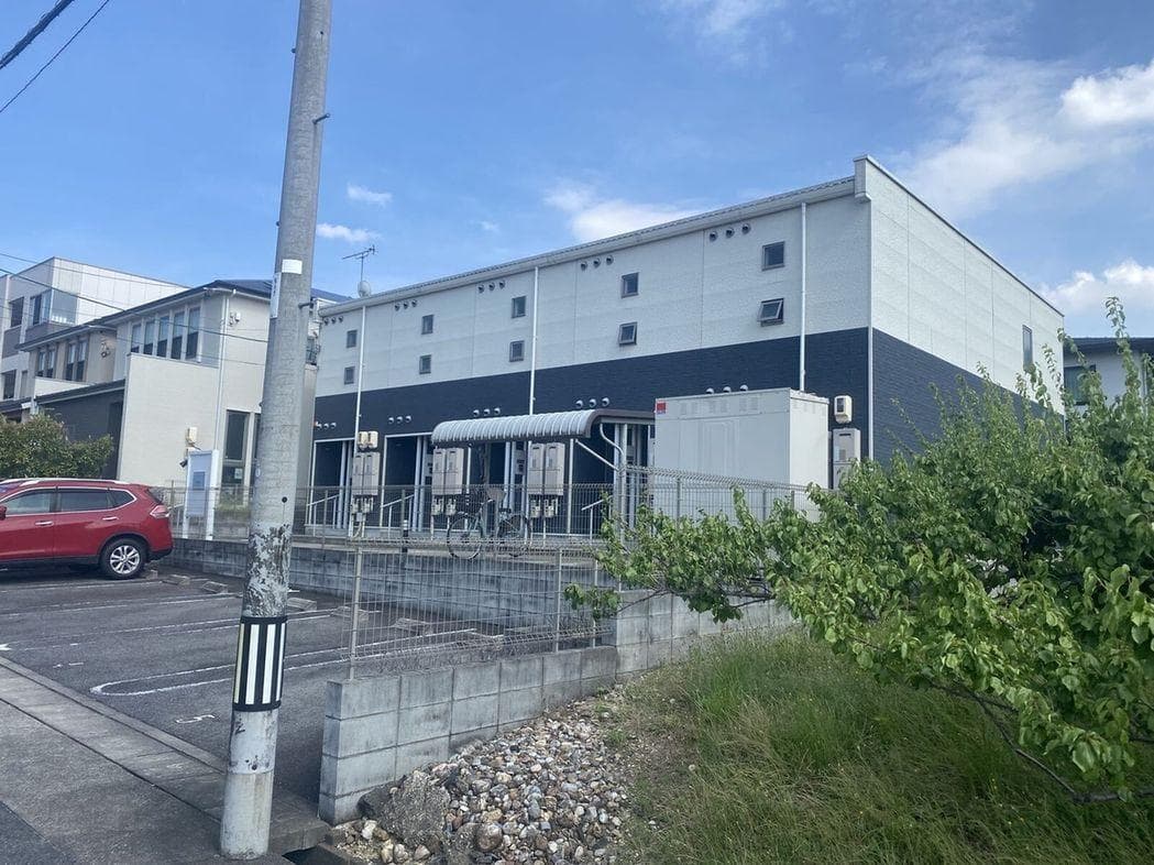 Main exterior of LEONEXT Inaho