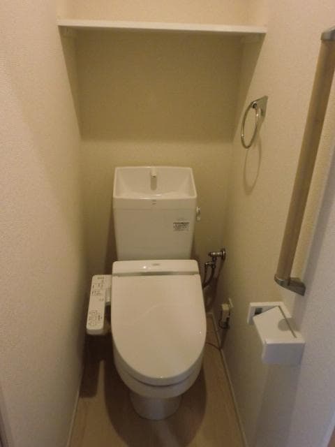 Room image 13