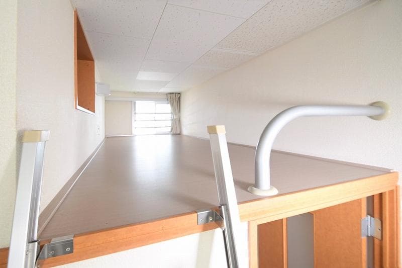 Room image 9