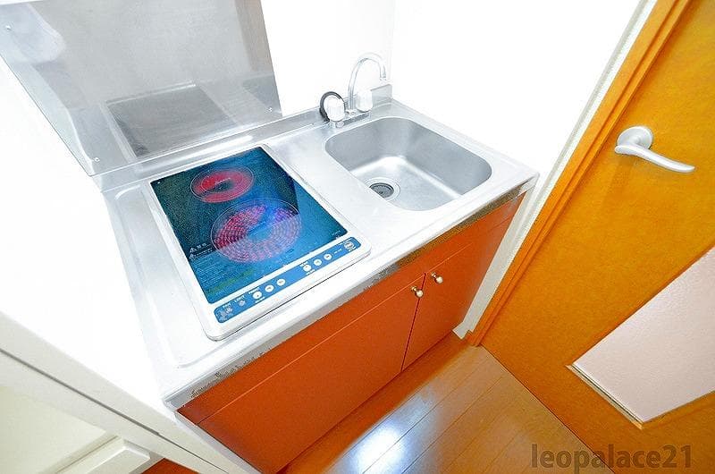 Room image 12