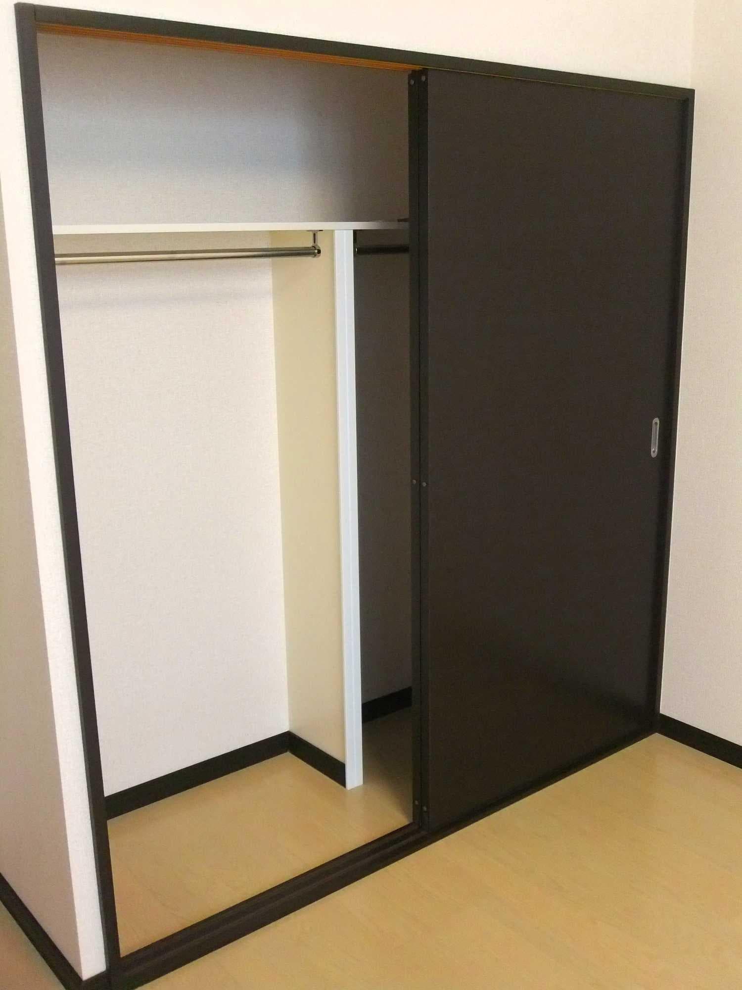 Room image 15