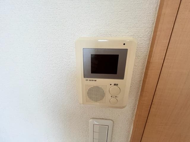 Room image 16