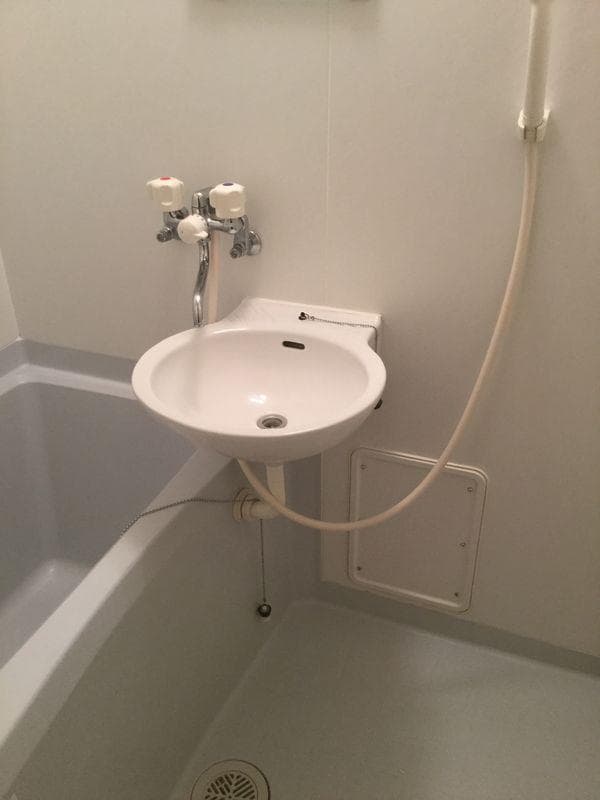 Room image 8