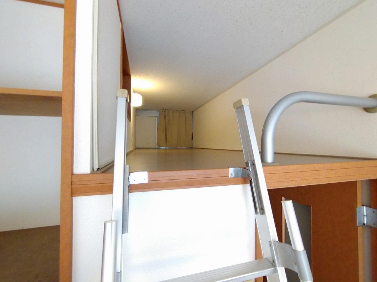 Room image 10