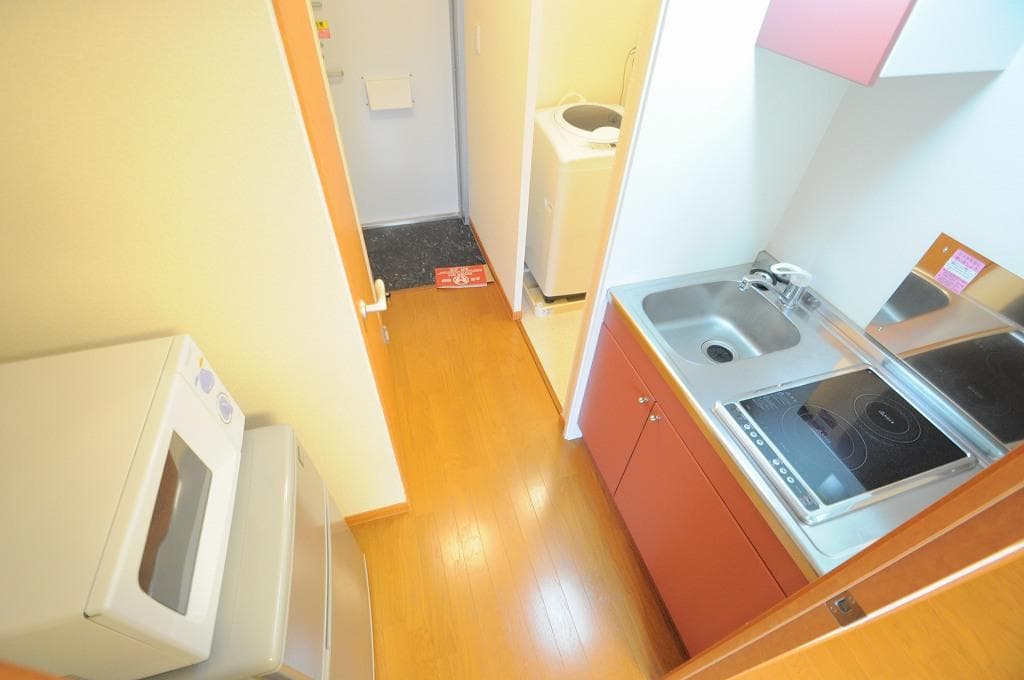 Room image 12