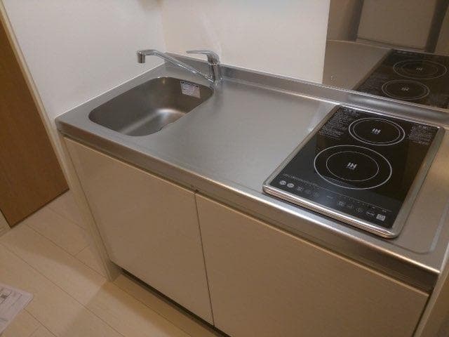 Room image 8