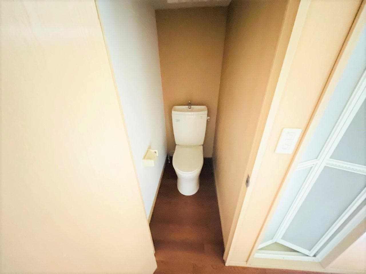 Room image 10