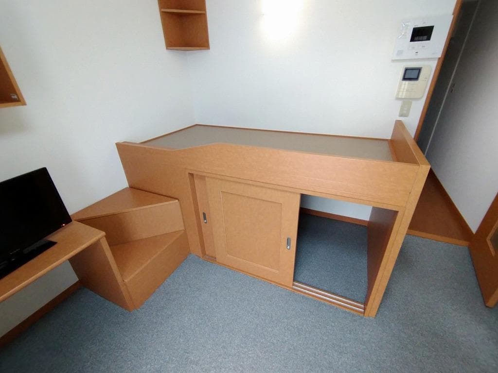 Room image 10
