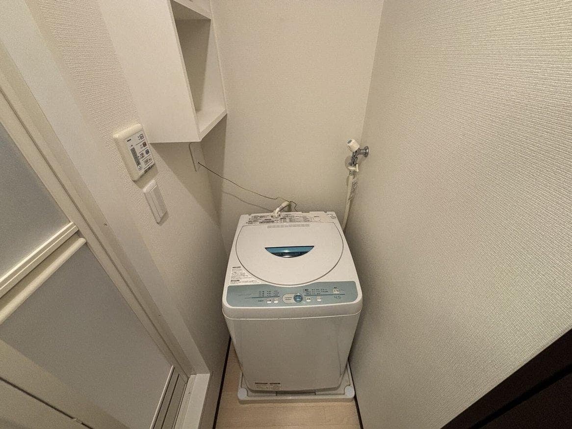 Room image 12