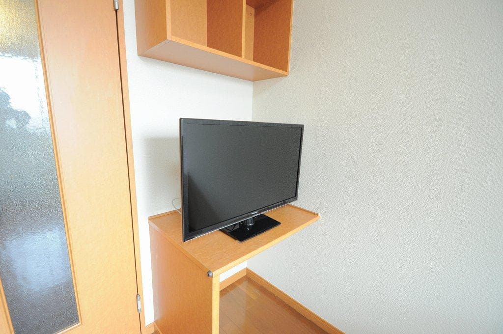 Room image 15