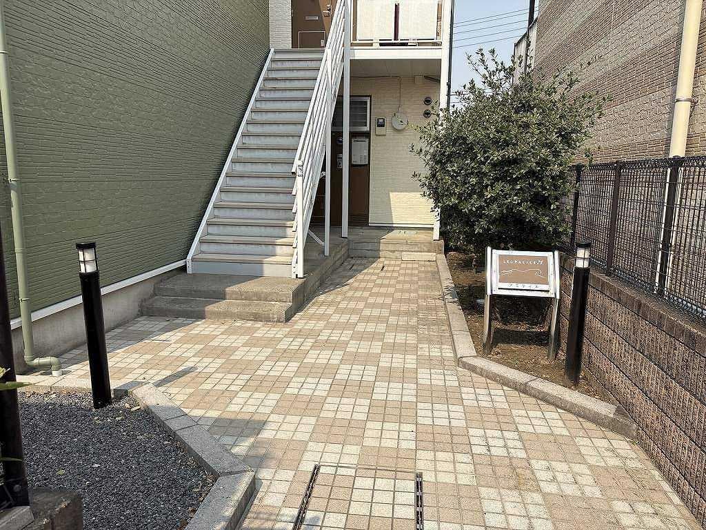 Room image 11