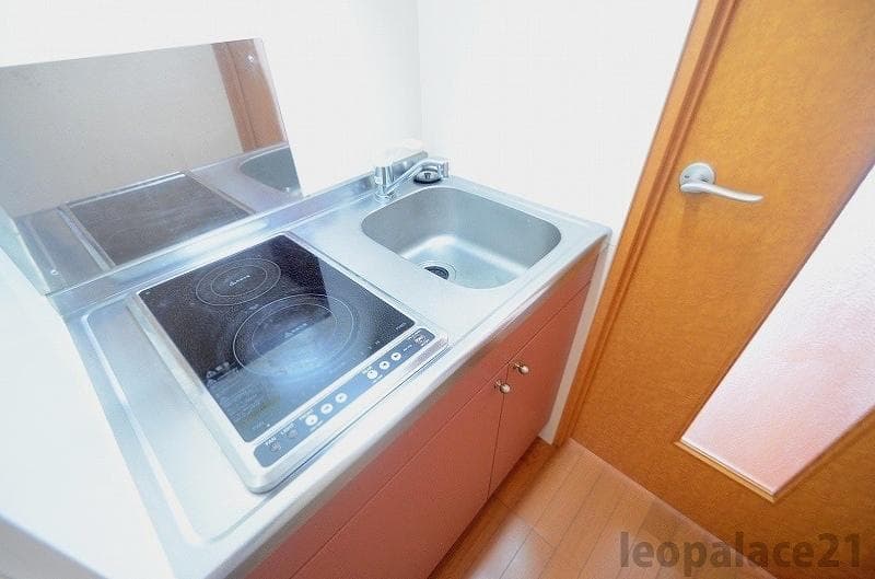 Room image 11
