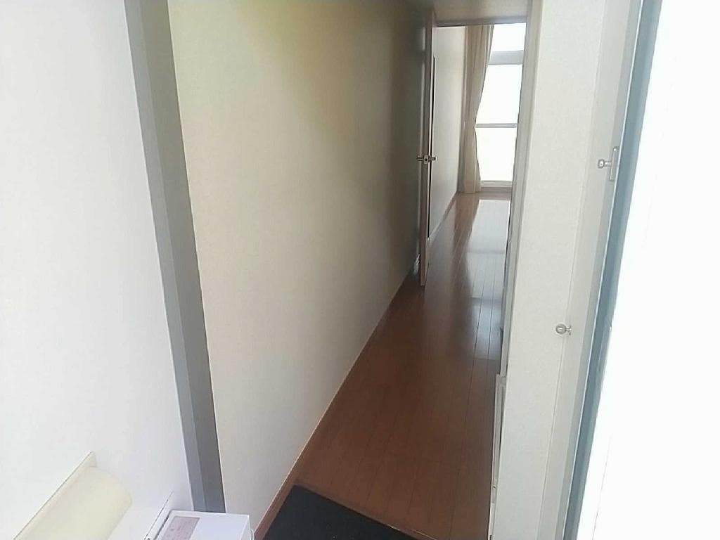 Room image 14