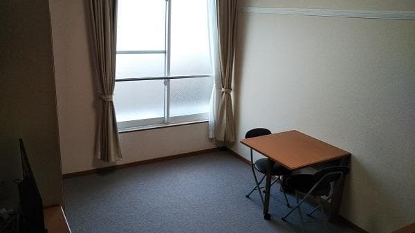 Room image 8