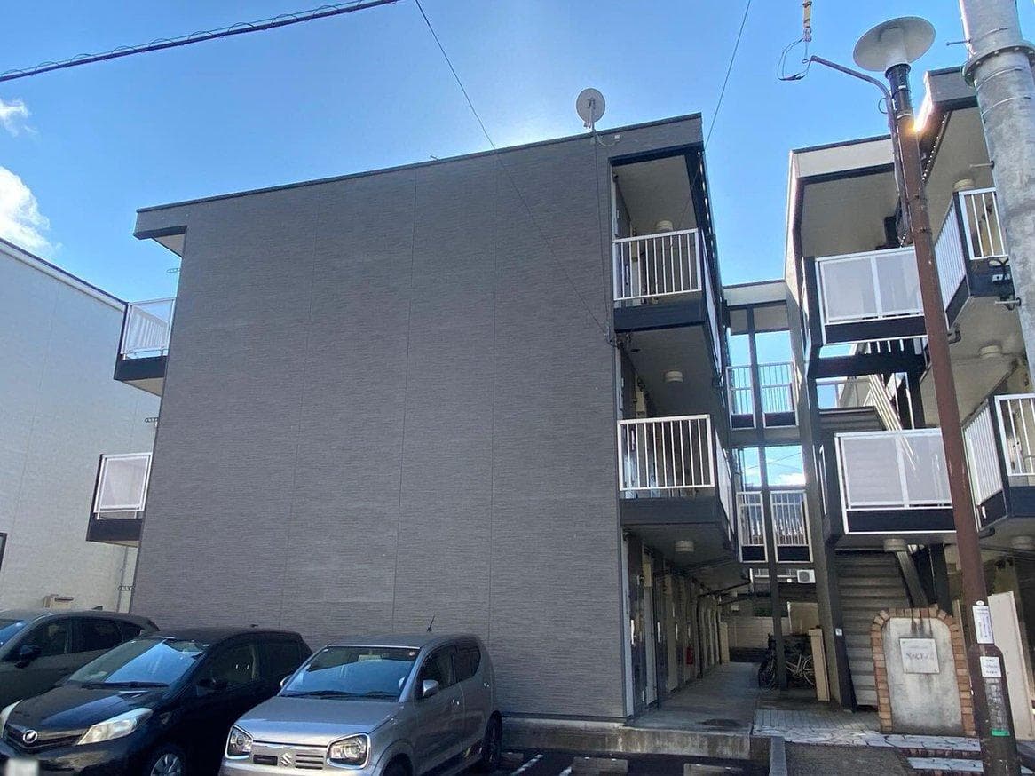Main exterior of leopalace NAORAI