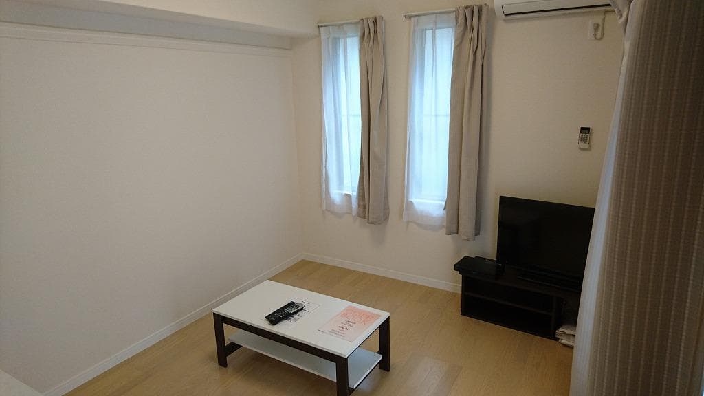 Room image 16