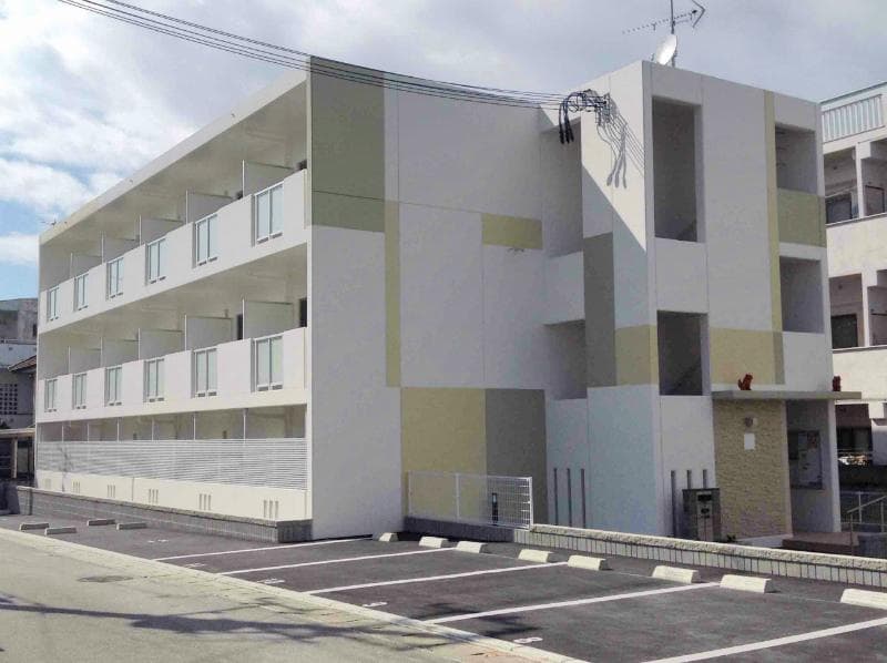 Main exterior of CLEINO Arc Uranishi