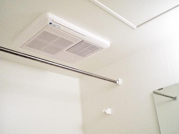 Room image 13