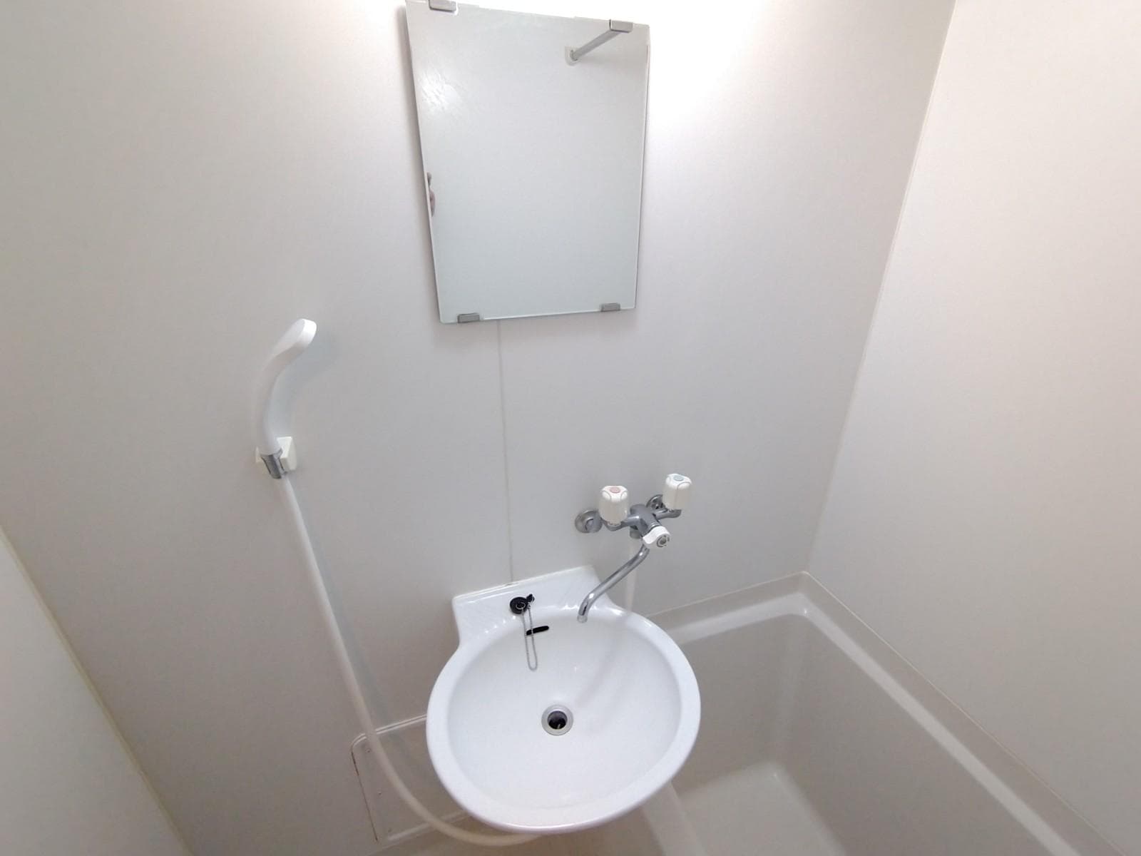 Room image 15