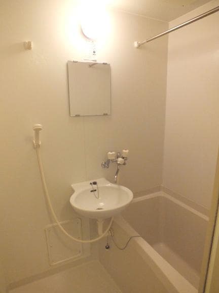 Room image 12