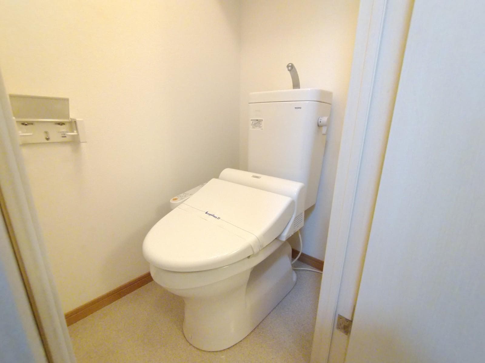 Room image 9