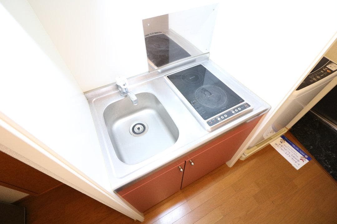 Room image 10