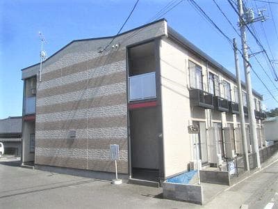 Main exterior of leopalace Sun Road Ishiwaki