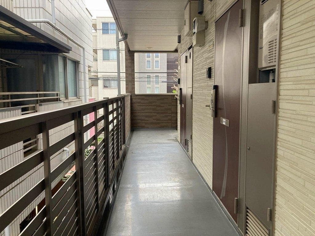 Room image 13