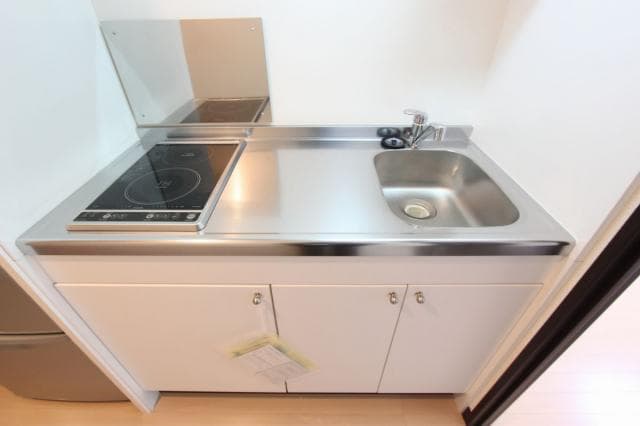 Room image 11