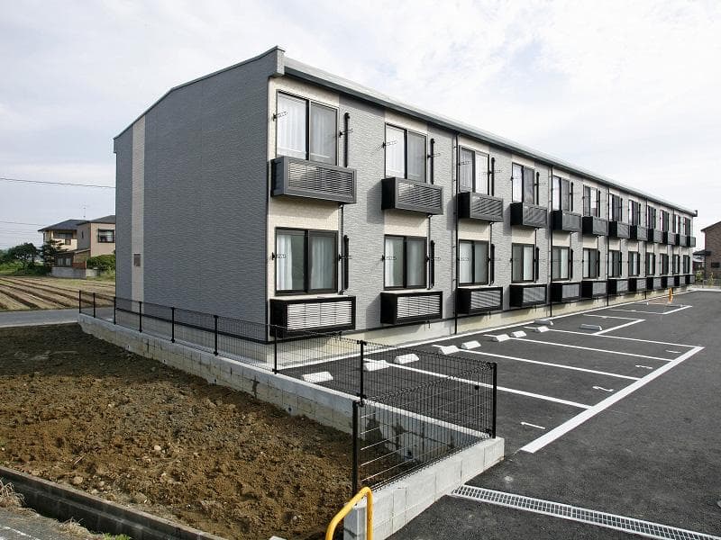 Main exterior of leopalace Polar Gobankan