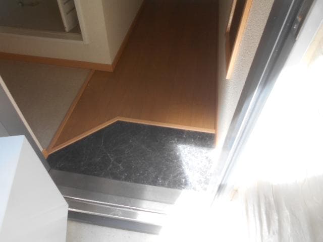 Room image 14
