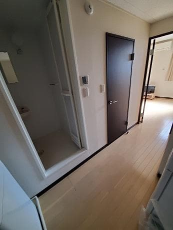 Room image 14