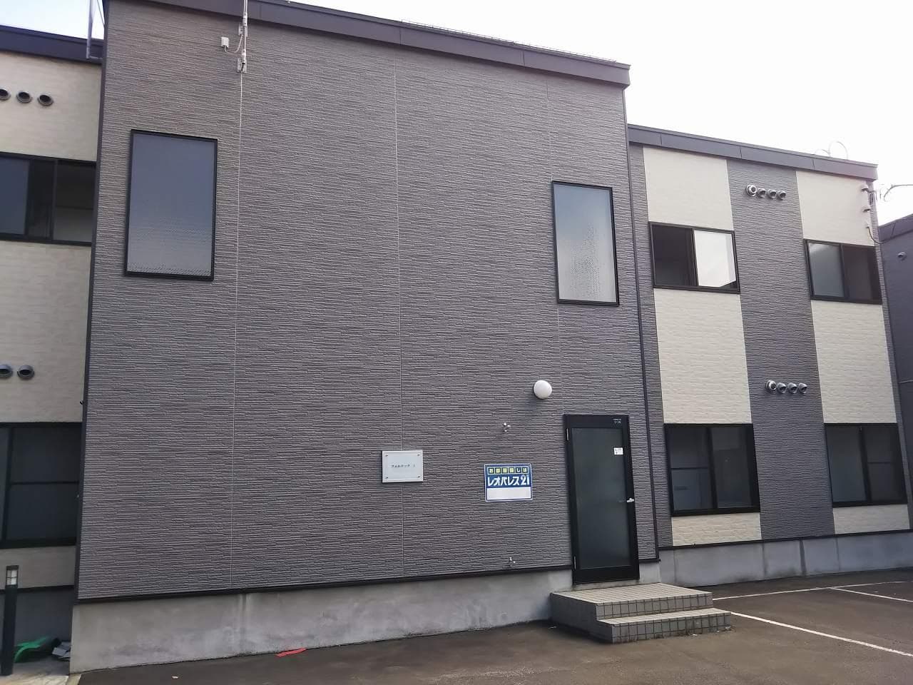 Main exterior of leopalace Fortech I