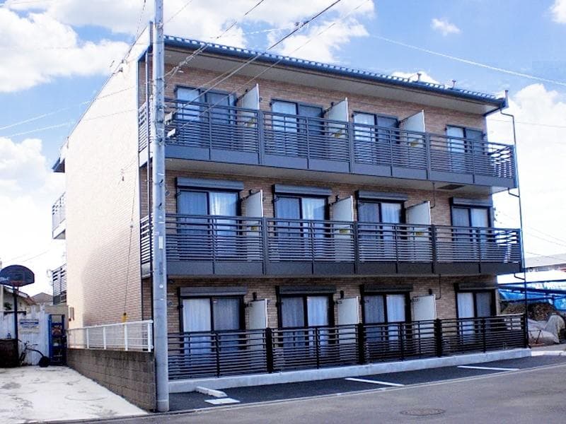 Main exterior of LEONEXT Cozy Court KM