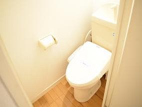 Room image 12