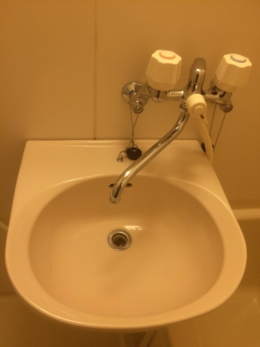 Room image 11