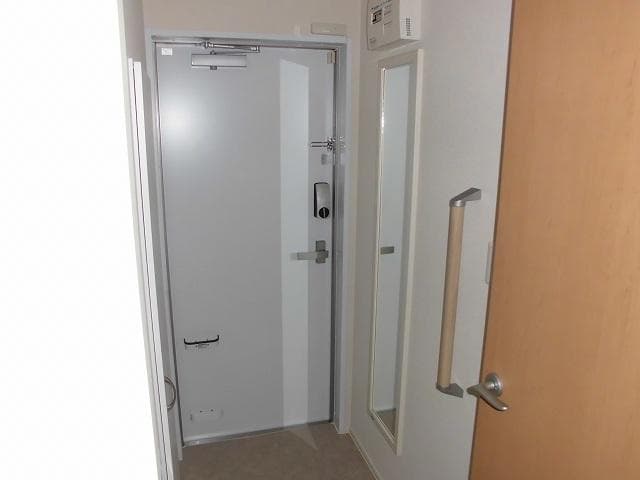 Room image 8
